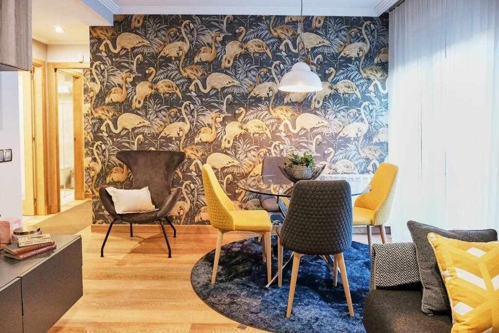 Apartamento Mariscal Pontevedra Luaran gambar