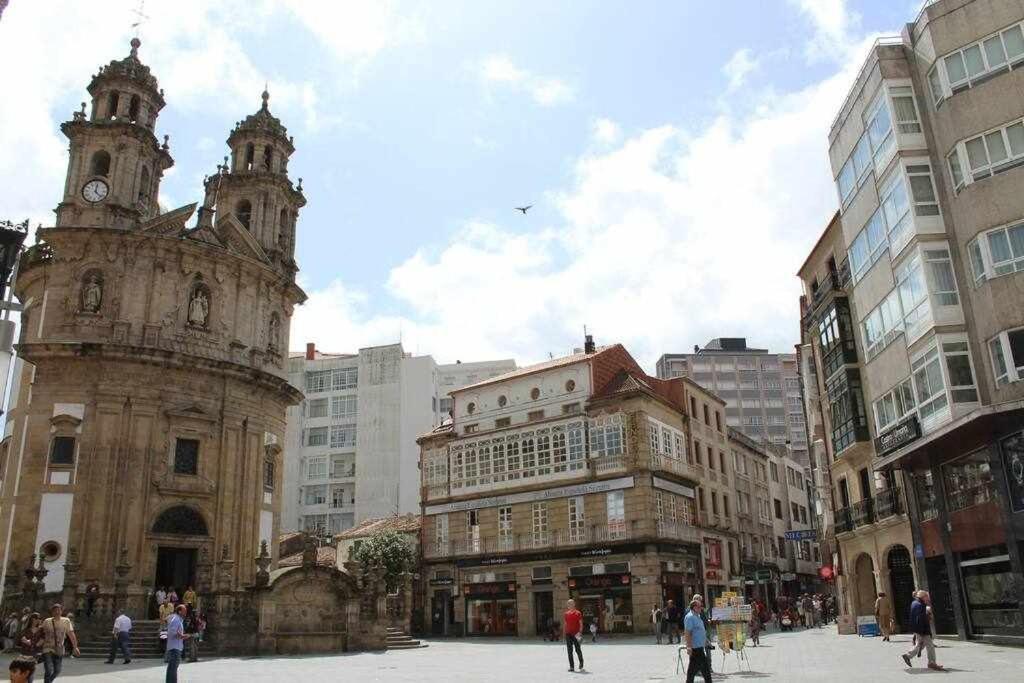 Apartamento Mariscal Pontevedra Luaran gambar