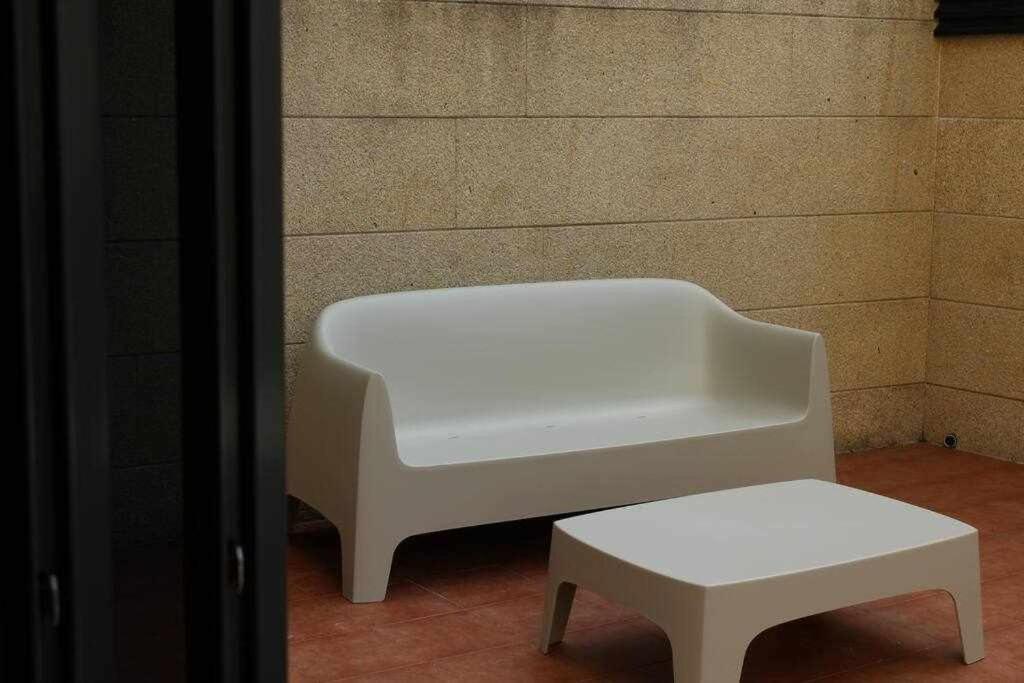 Apartamento Mariscal Pontevedra Luaran gambar